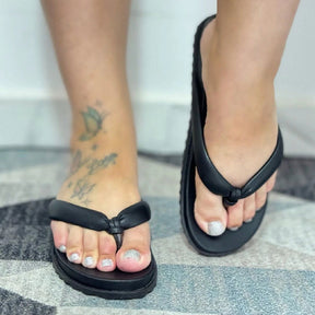 Papete Feminina Birken Modelo Chinelo Calce Fácil Preta