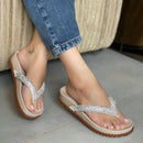 Papete Feminina De Dedo Estilo Chinelo com Brilho Delicado Bege