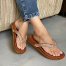 Papete Feminina De Dedo Estilo Chinelo com Brilho Delicado Caramelo