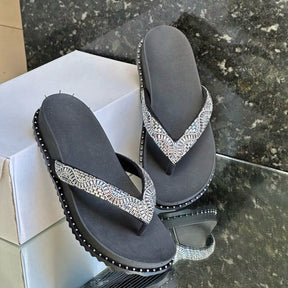  Papete Feminina de Dedo Estilo Chinelo Com Strass Preta
