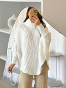 Poncho Feminino Tricot Sobreposição Gola Alta Branco