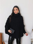 Poncho Feminino Tricot Sobreposição Gola Alta Preto