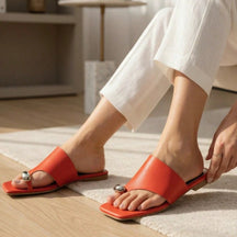 Rasteira Feminina Asa Delta com Metal Delicado Laranja