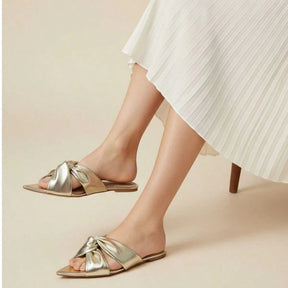 Rasteira Feminina Bico Folha Confortável Luxo Elegante Dourada