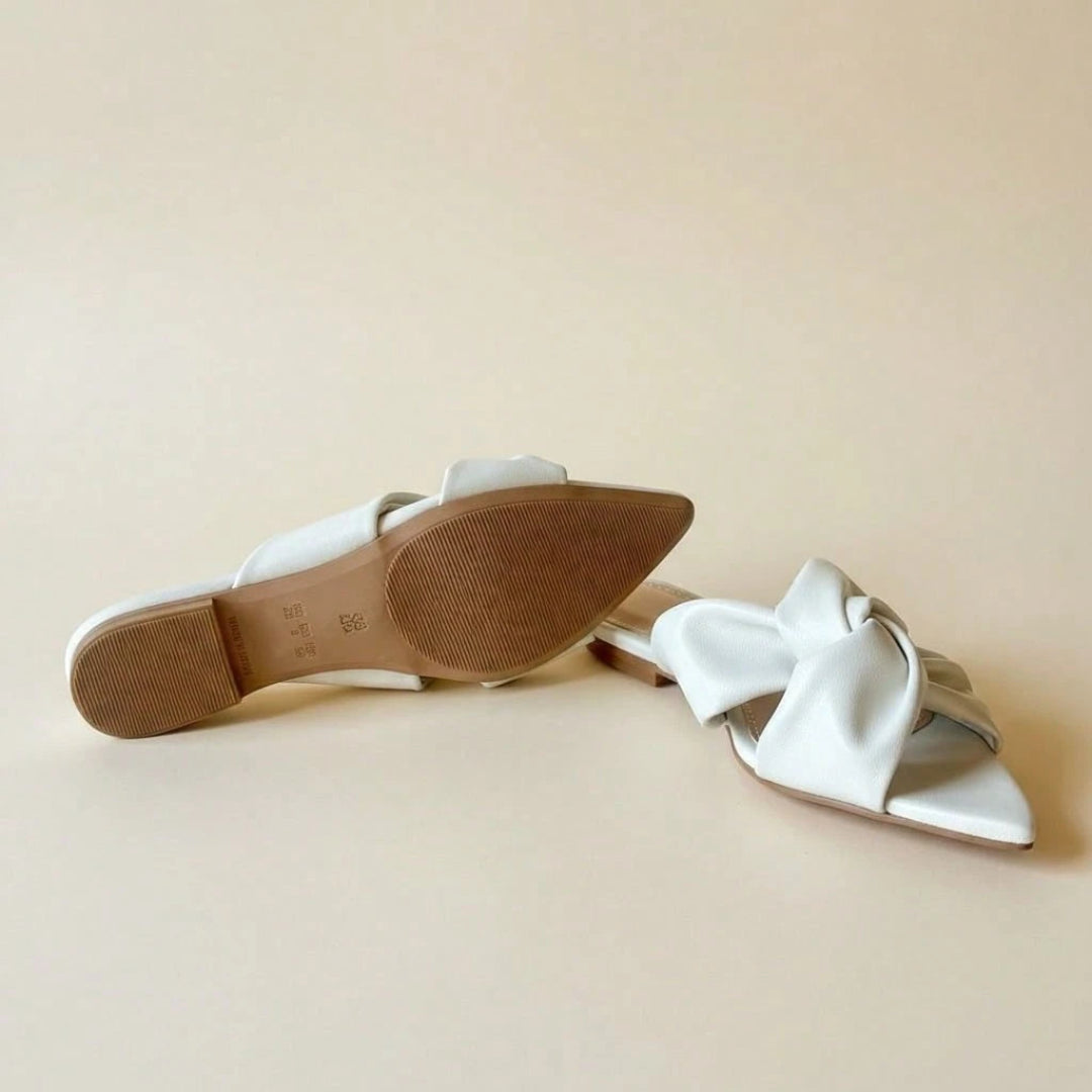 Rasteira Feminina Bico Folha Confortável Luxo Elegante Off White