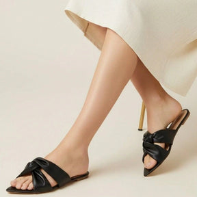 Rasteira Feminina Bico Folha Confortável Luxo Elegante Preta 