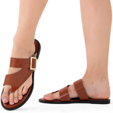 Rasteira Feminina Bico Redondo e Fivela Dourada Marrom