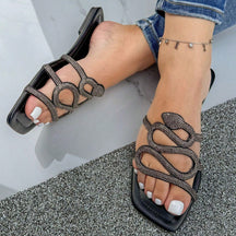 Rasteira Feminina Calce Fácil Cobra com Strass Preta