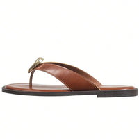 Rasteira Feminina Chinelo de Dedo Tiras com Enfeite Metalizado Caramelo
