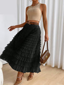 Saia Feminina Midi em Tule com Cintura Elástica e Volume Leve Preta