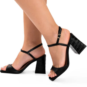 Sandália Feminina Bico Quadrado Salto Alto Bloco Croco com Fivela Preta