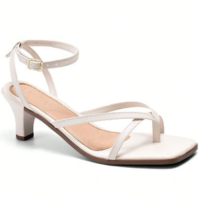 Sandália Feminina Bico Quadrado Salto Fino Baixo com Tiras Clássica e Confortável Branca