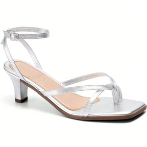 Sandália Feminina Bico Quadrado Salto Fino Baixo com Tiras Clássica e Confortável Prata