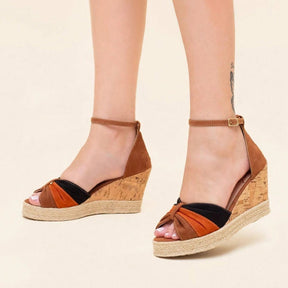 Sandália Feminina Plataforma Anabela Espadrille Nó Borboleta Caramelo