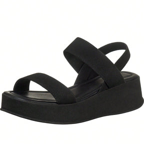 Sandália Feminina Plataforma Flatform Calce Fácil com Tiras em Elástico Preta
