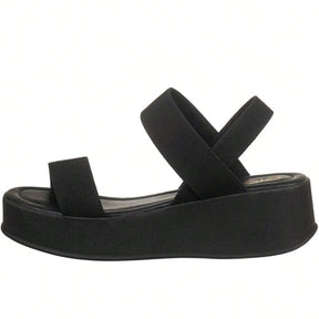 Sandália Feminina Plataforma Flatform Calce Fácil com Tiras em Elástico Preta