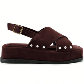 Sandália Feminina Plataforma Flatform Camurça com Rebite Marrom