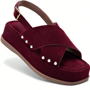 Sandália Feminina Plataforma Flatform Camurça com Rebite Marsala