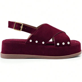 Sandália Feminina Plataforma Flatform Camurça com Rebite Marsala