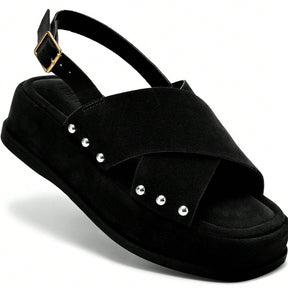 Sandália Feminina Plataforma Flatform Camurça com Rebite Preta