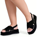 Sandália Feminina Plataforma Flatform Camurça com Rebite Preta