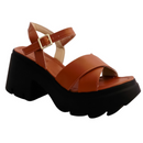 Sandália Feminina Plataforma Flatform Tratorada Sola Macia e Leve  Caramelo