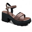 Sandália Feminina Plataforma Flatform Tratorada Sola Macia e Leve  Marrom