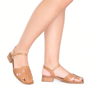 Sandália Feminina Salto Baixo Frente Fechada Vintage Boho Chic Bege