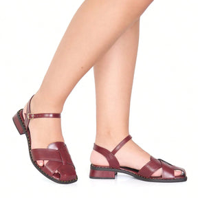 Sandália Feminina Salto Baixo Frente Fechada Vintage Boho Chic Vinho