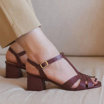 Sandália Feminina Salto Bloco Médio e Tira Regulável Vinho
