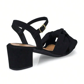 Sandalia Feminina Salto Bloco Médio Tiras Cruzada em Nobuck Preta
