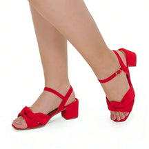 Sandalia Feminina Salto Bloco Médio Tiras Cruzada em Nobuck Vermelha