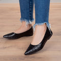 Sapatilha Feminina Bico Fino Textura Croco Confortável Preta