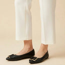 Sapatilha Feminina Bico Fino e Fivela Decorativa