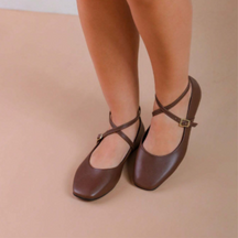 Sapatilha Feminina Bico Quadrado Bailarina Feme Luz Marrom