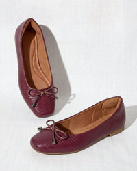 Sapatilha Feminina Bico Quadrado Lezard Texturizada com Lacinho Marsala 