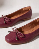 Sapatilha Feminina Bico Quadrado Lezard Texturizada com Lacinho Marsala 