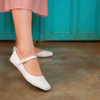 Sapatilha Feminina Boneca Bico Quadrado Mary Jane Branca