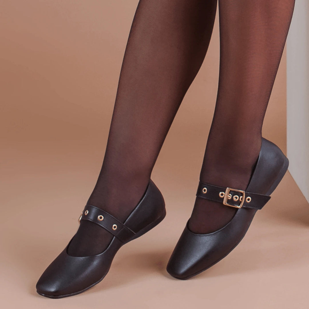 Sapatilha Feminina Mary Jane Bico Quadrado e Tira Larga com Fivela Preta