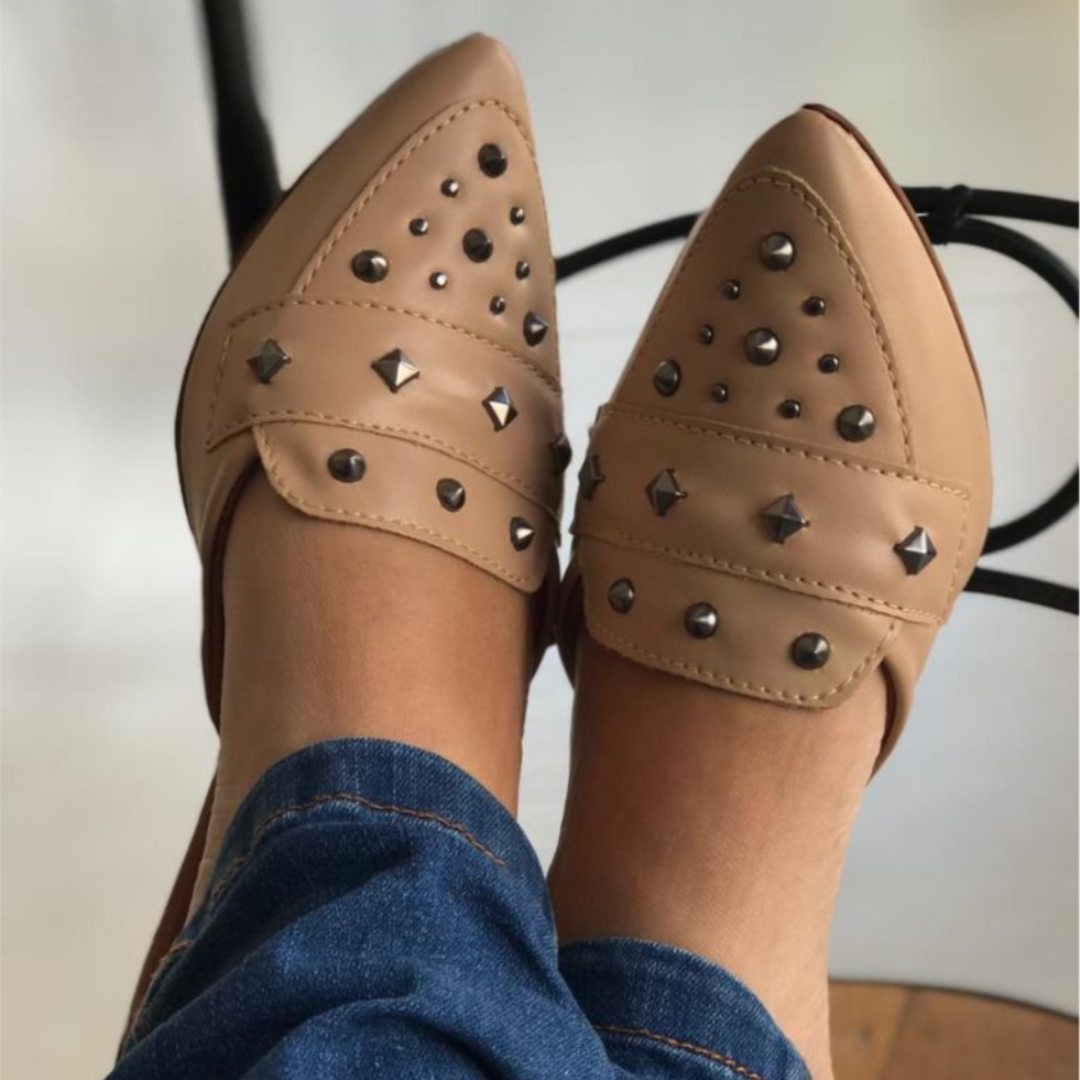 Sapatilha Feminina Mule Bico Fino com Taxas Bege