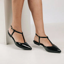 Sapatilha Feminina Salomé Bico Fino com Fivela Preta