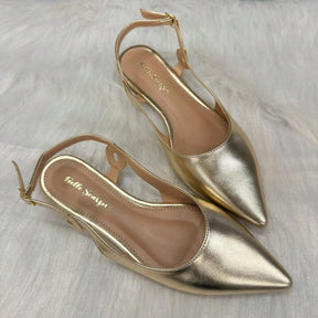 Sapatilha Feminina Slingback Bico Fino com Detalhe Lateral Dourada