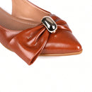 Sapatilha Feminina Slingback Bico Fino com Enfeite Laço e Aplique Metalizado Caramelo