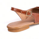 Sapatilha Feminina Slingback Bico Fino com Enfeite Laço e Aplique Metalizado Caramelo