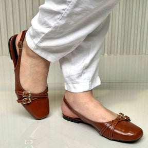 Sapatilha Feminina Slingback Bico Quadrado com Fivelas Caramelo