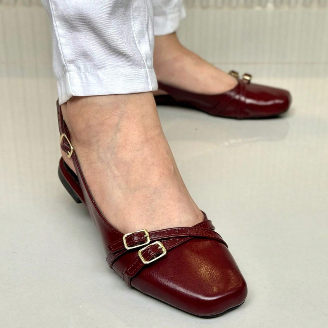 Sapatilha Feminina Slingback Bico Quadrado com Fivelas Marsala