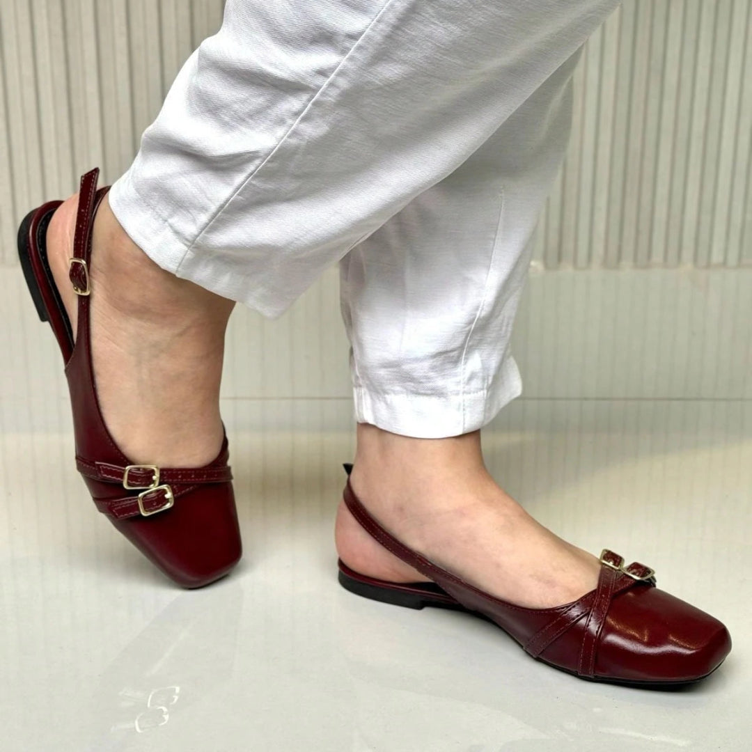 Sapatilha Feminina Slingback Bico Quadrado com Fivelas Marsala