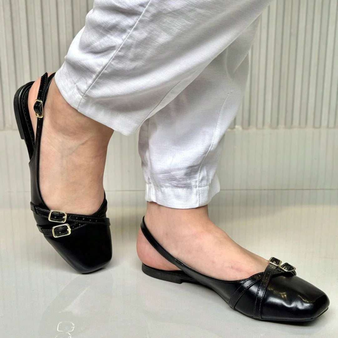 Sapatilha Feminina Slingback Bico Quadrado com Fivelas Preta