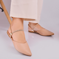 Sapatilha Mule Feminina Bico Fino 2 em 1 com Strass e Regulagem Bege 