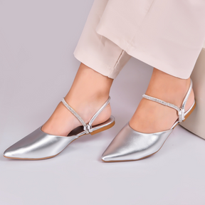 Sapatilha Mule Feminina Bico Fino 2 em 1 com Strass e Regulagem Prata